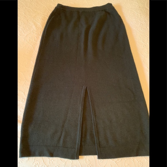 Vintage Karen Scott knit skirt. - Picture 7 of 10
